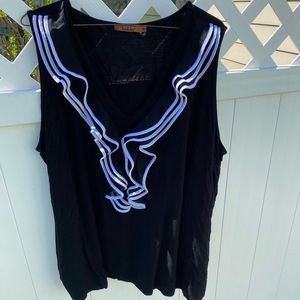 Women’s dressy top